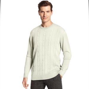 Oscar De La Renta Men’s Cable Knit Sweater